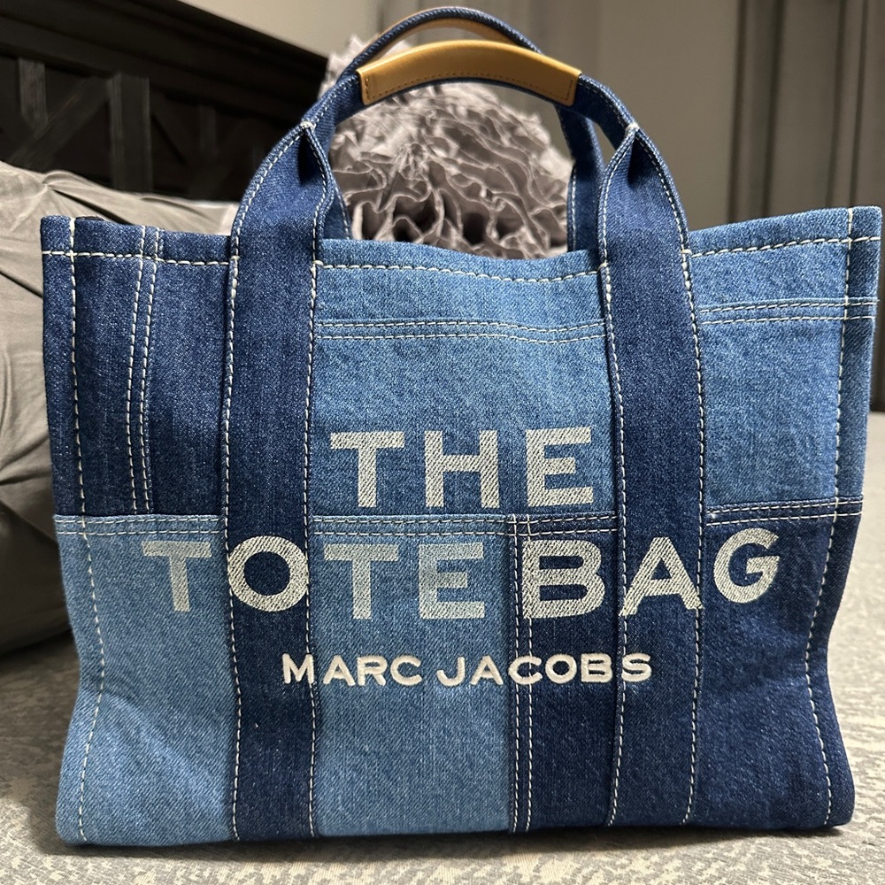 Marc Jacobs Medium Denim The Tote Bag
